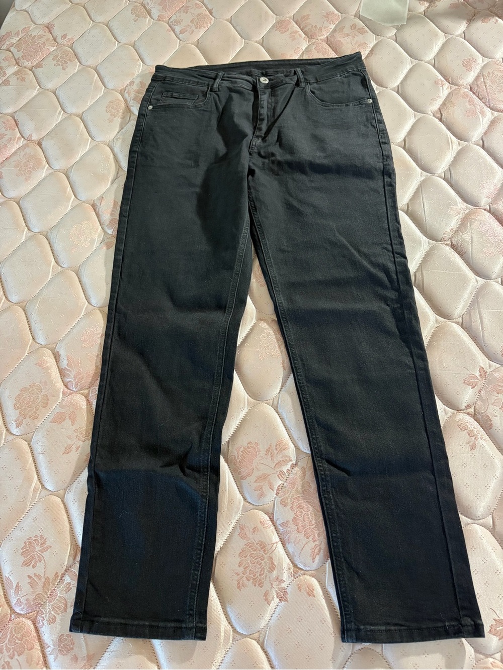NFINITY Men's Black Straight Jeans